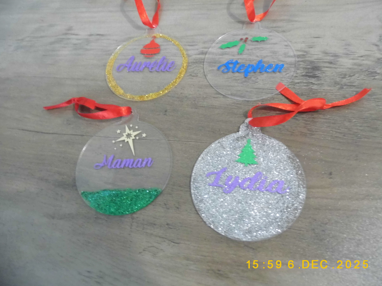 Coffret Éclat Précieux – Bougie moulée & décoration de sapin personnalisée